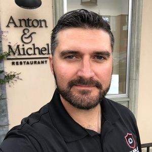 Meet your Posher, Robert